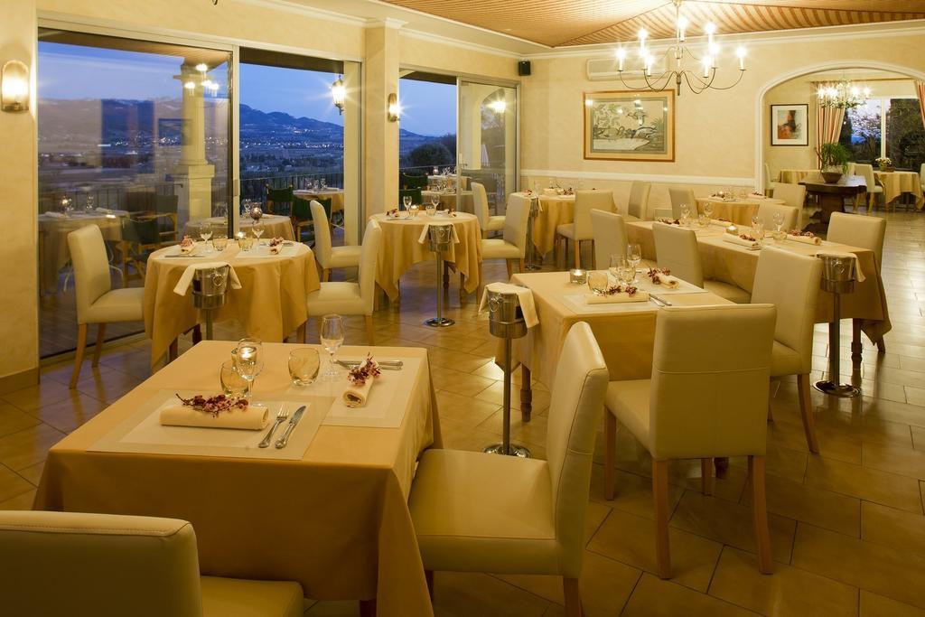 Hotel Bellerive Rasteau Eksteriør bilde