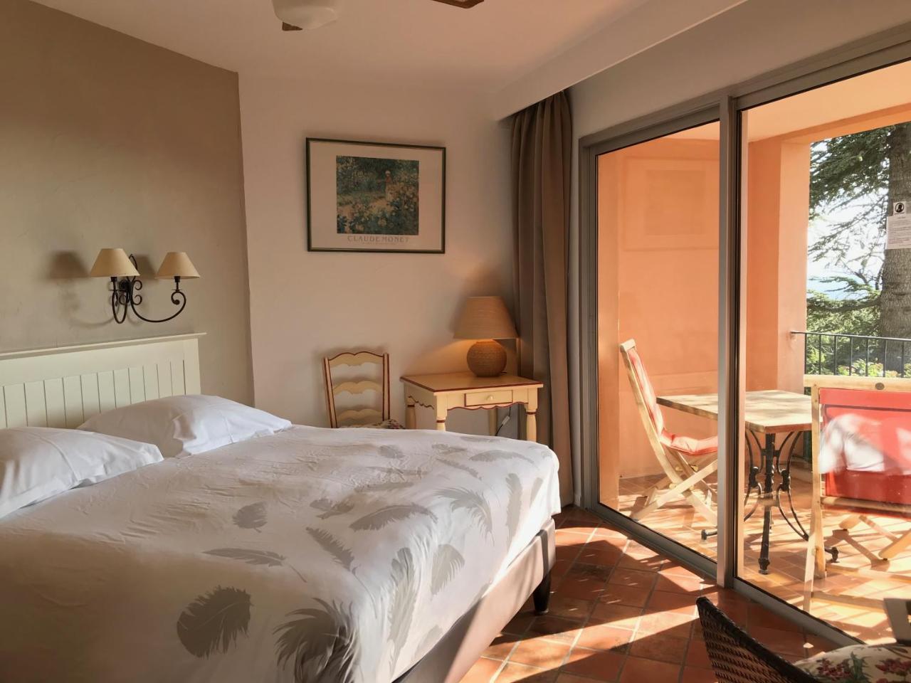 Hotel Bellerive Rasteau Eksteriør bilde